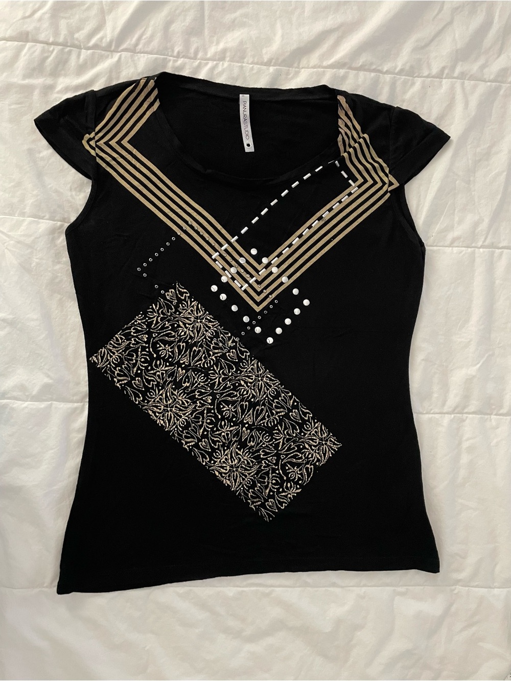 Pianurastudio Black Short-Sleeve V-Neck Top with Gold Graphic Detail